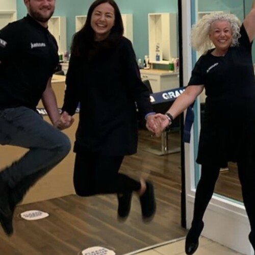 Just Cuts UK Franchise Owners celebrate double award wins